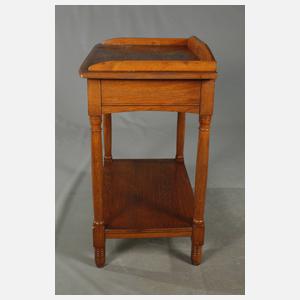 Kleine Jugendstilanrichte