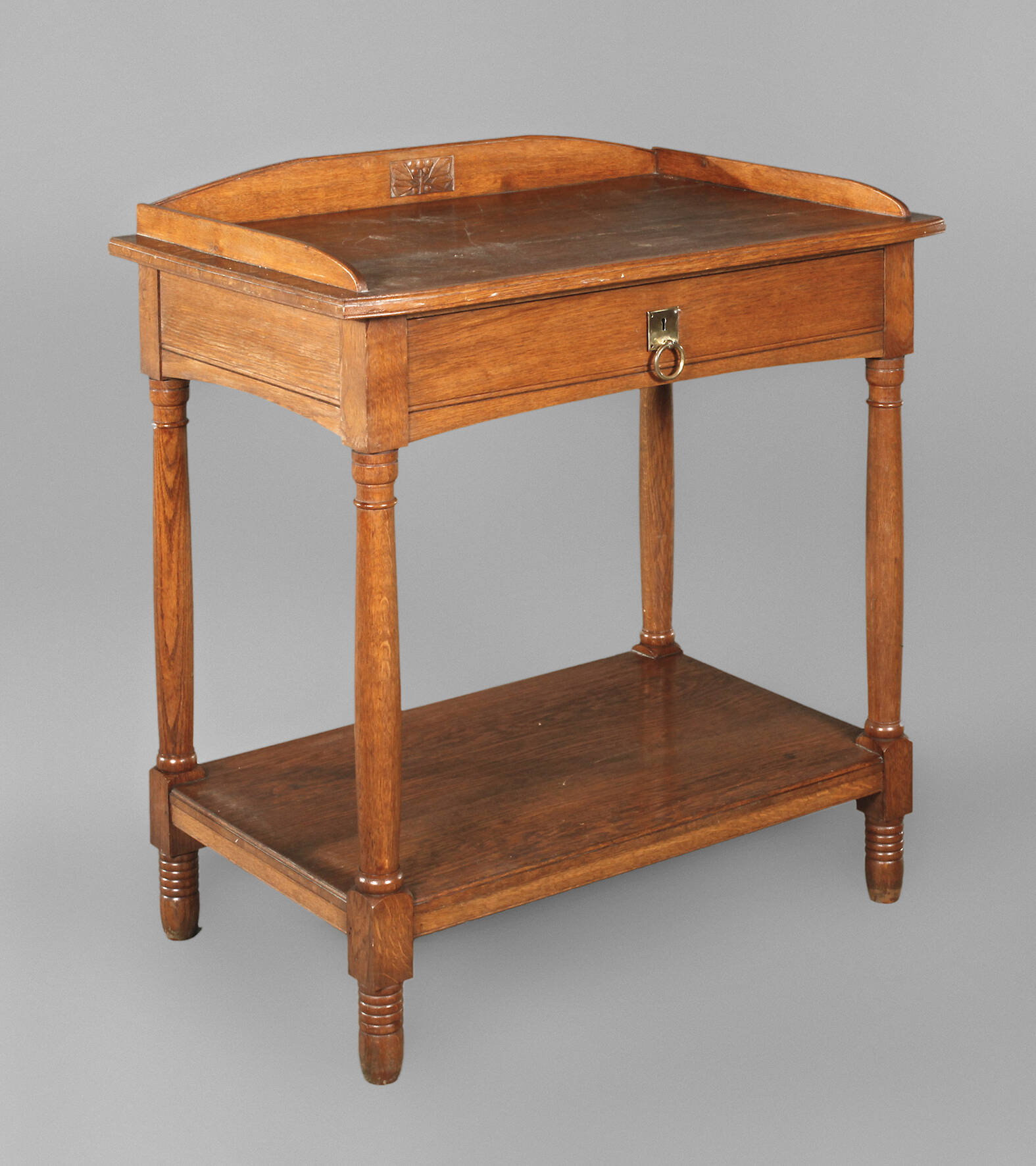 Kleine Jugendstilanrichte