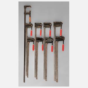 Neun große Tischlerschraubzwingen, sog. Knechte