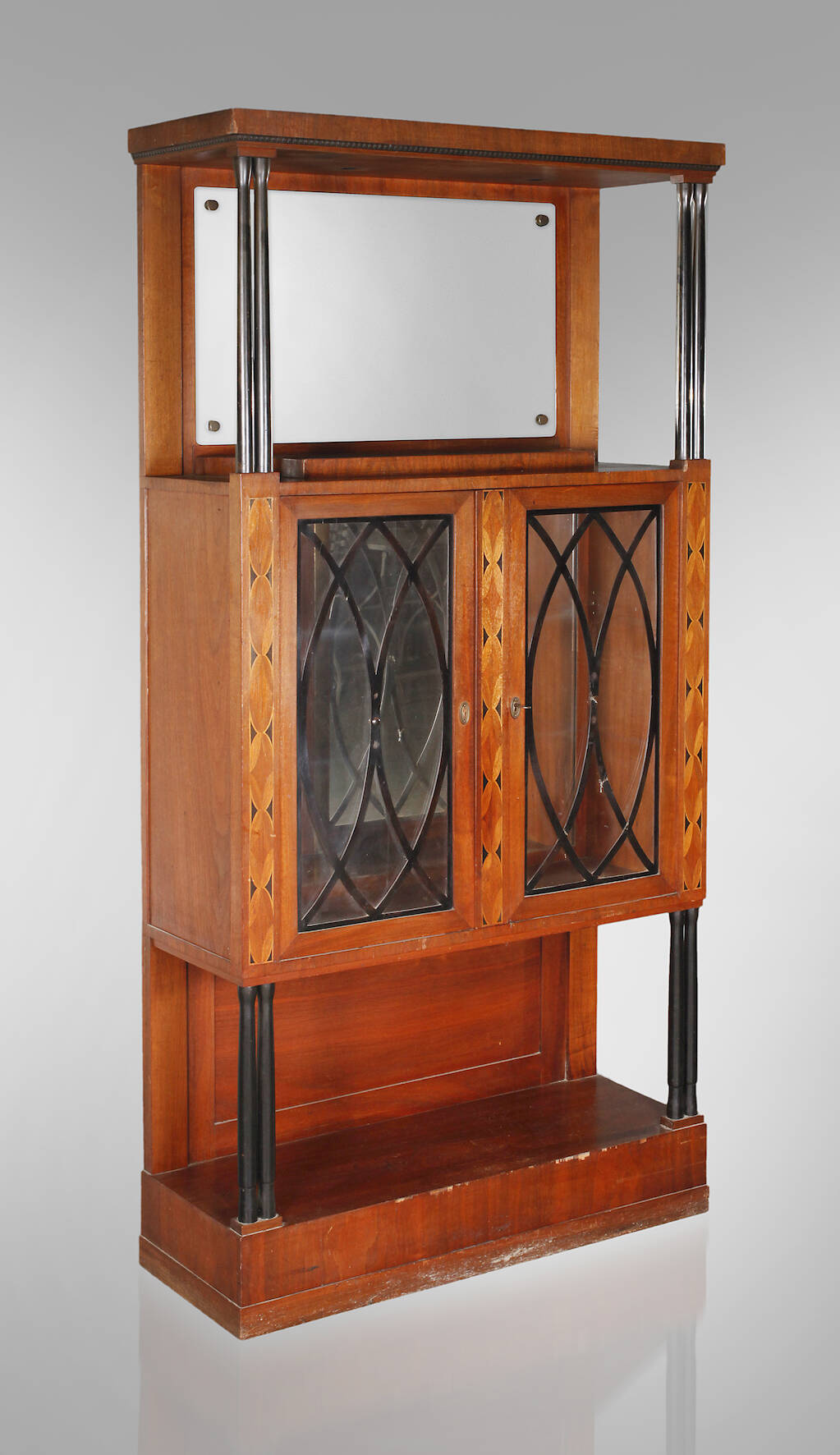 Salonvitrine Jugendstil