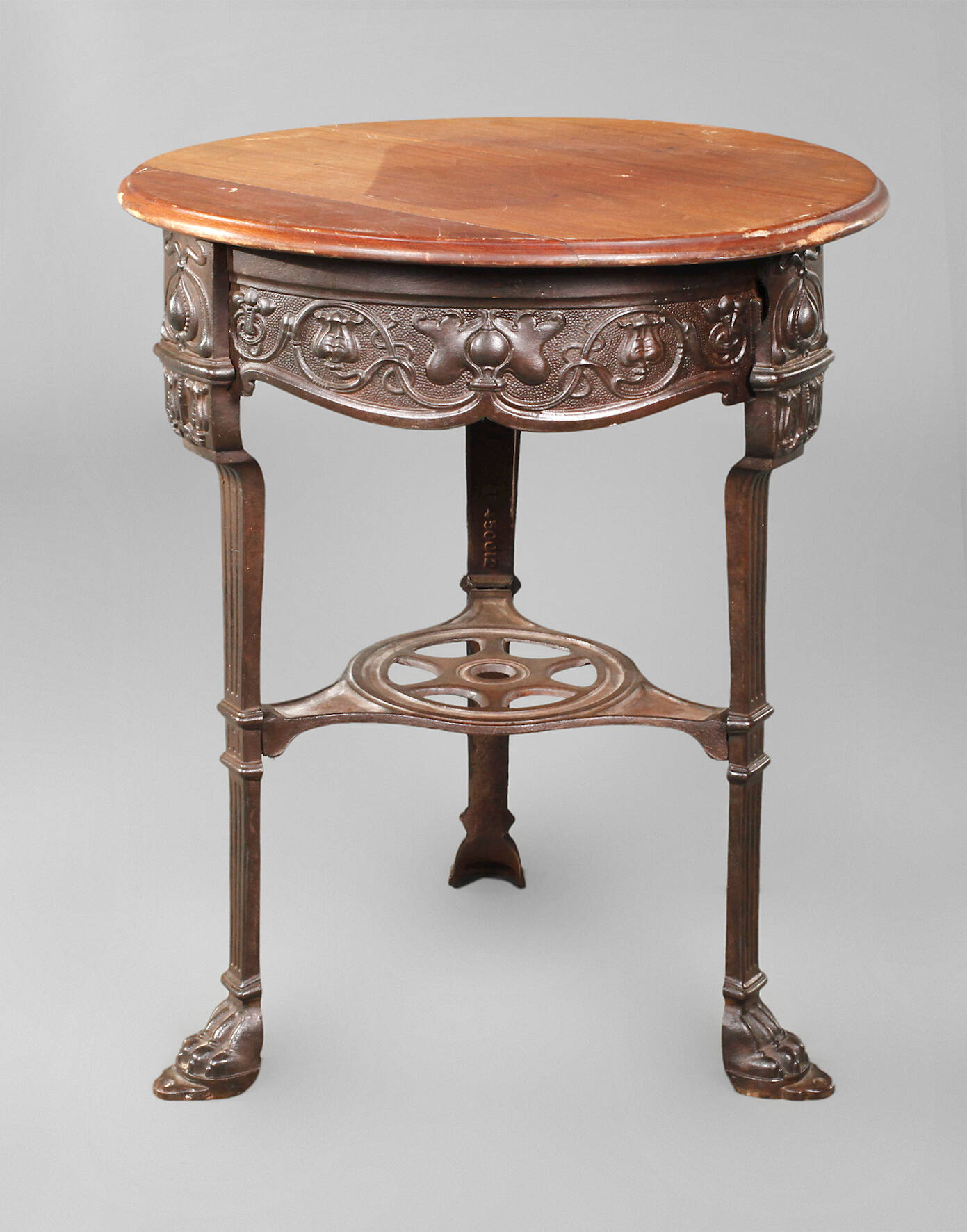 Jugendstiltisch Eisenguss