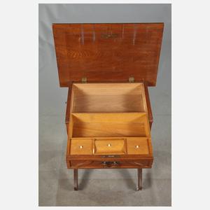 Nähtisch Albin Müller attr.