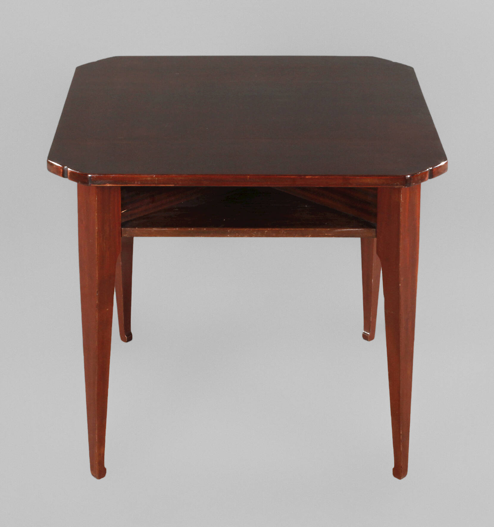 Richard Riemerschmid Spieltisch