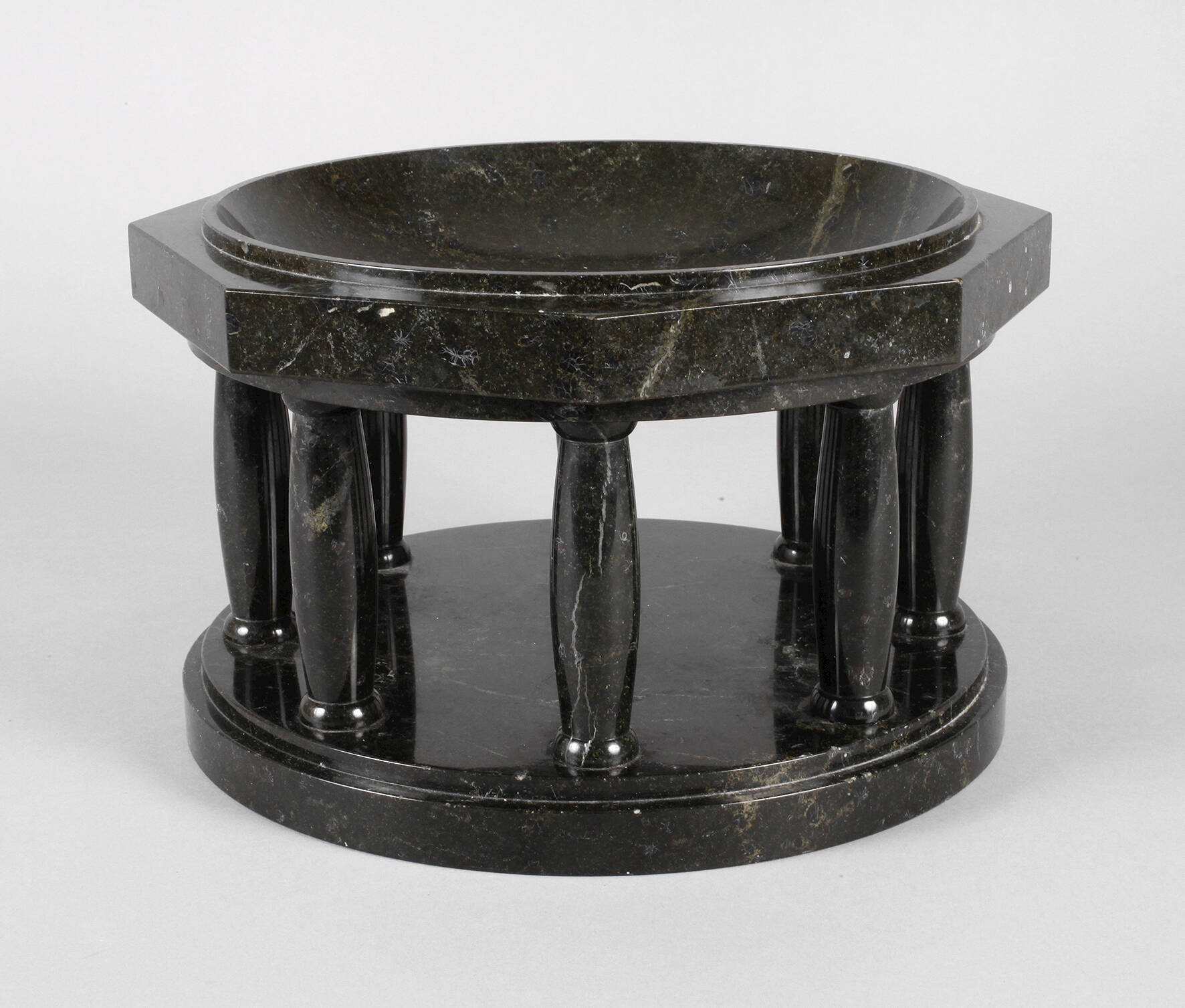 Tafelaufsatz Serpentin