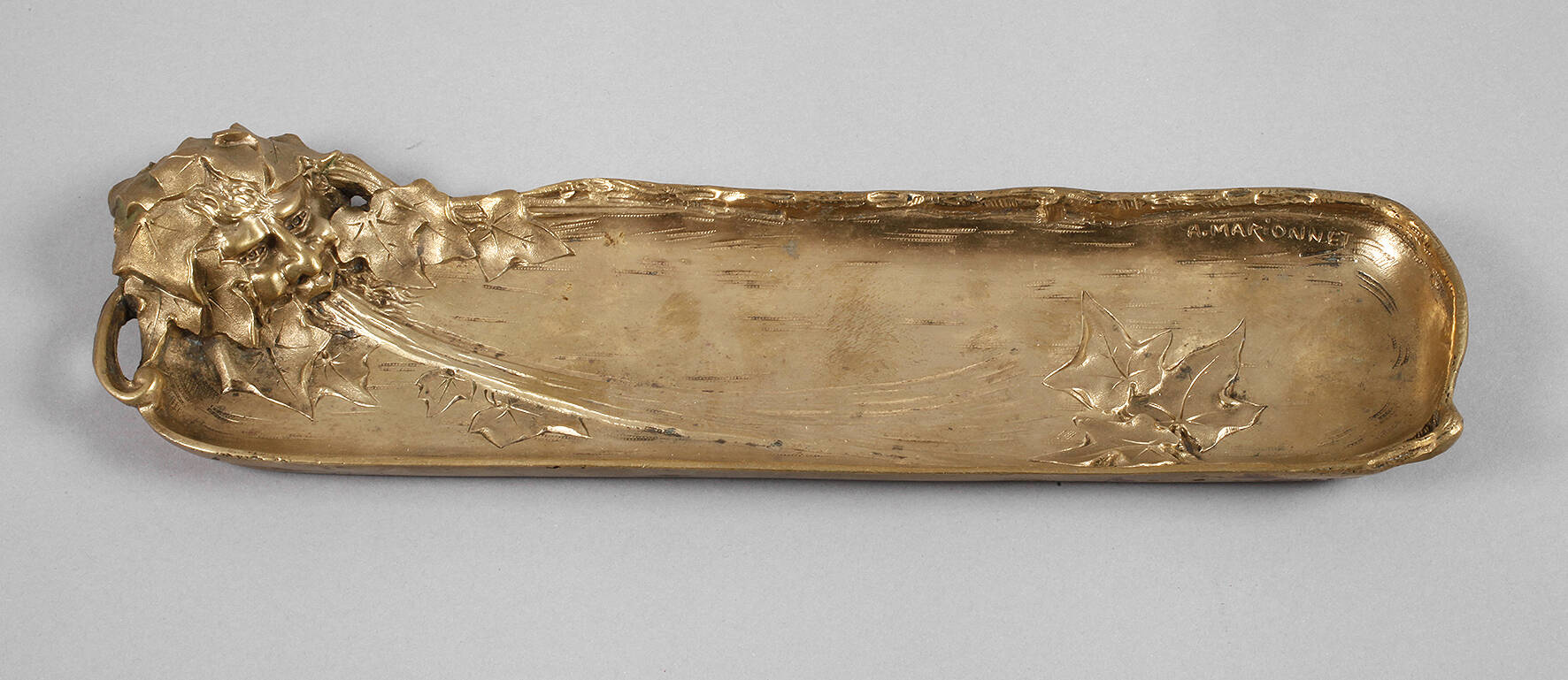 Figürliche Stiftablage Albert Marionnet