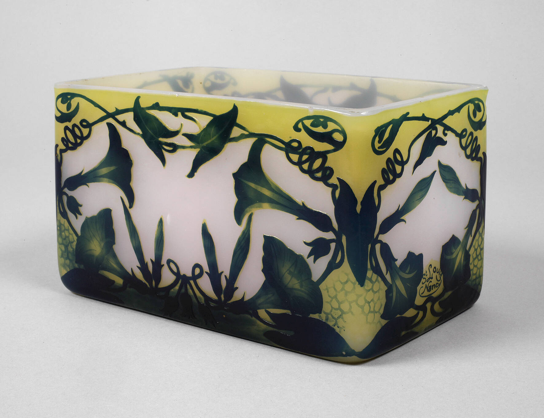 Cristalleries de Saint Louis Schale