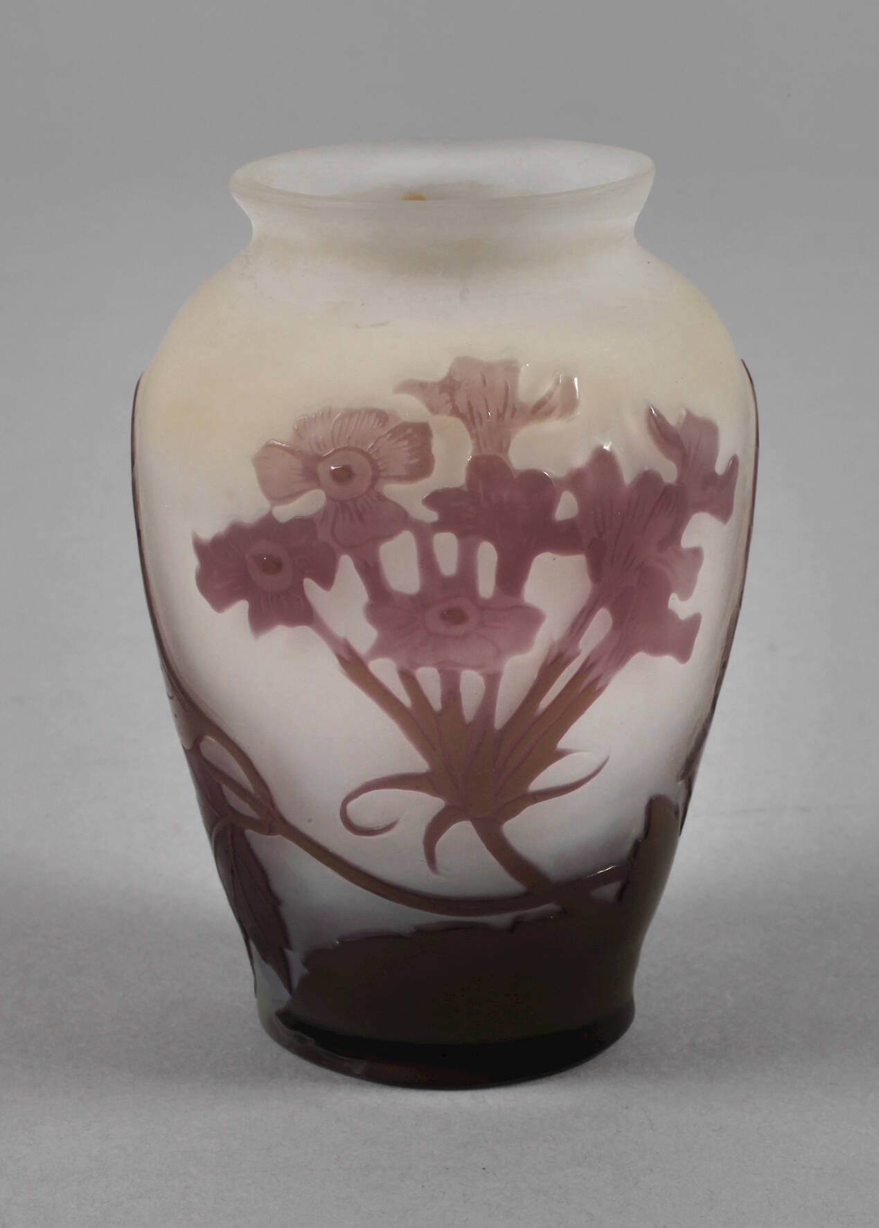 Emile Gallé kleine Ätzglasvase