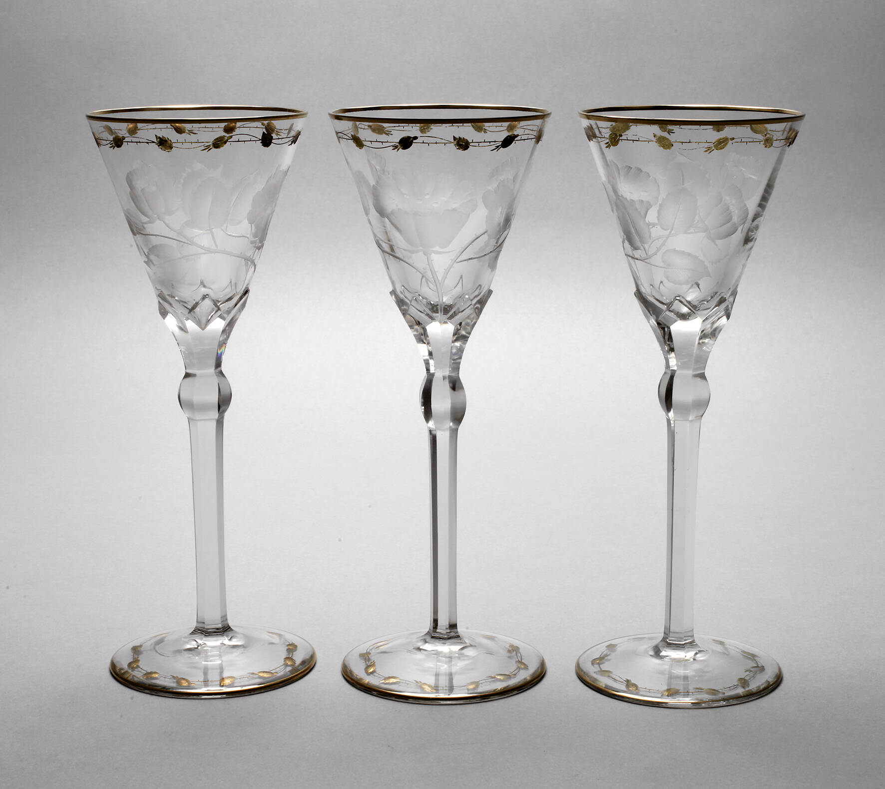 Moser Karlsbad drei Weinrömer "Rose"