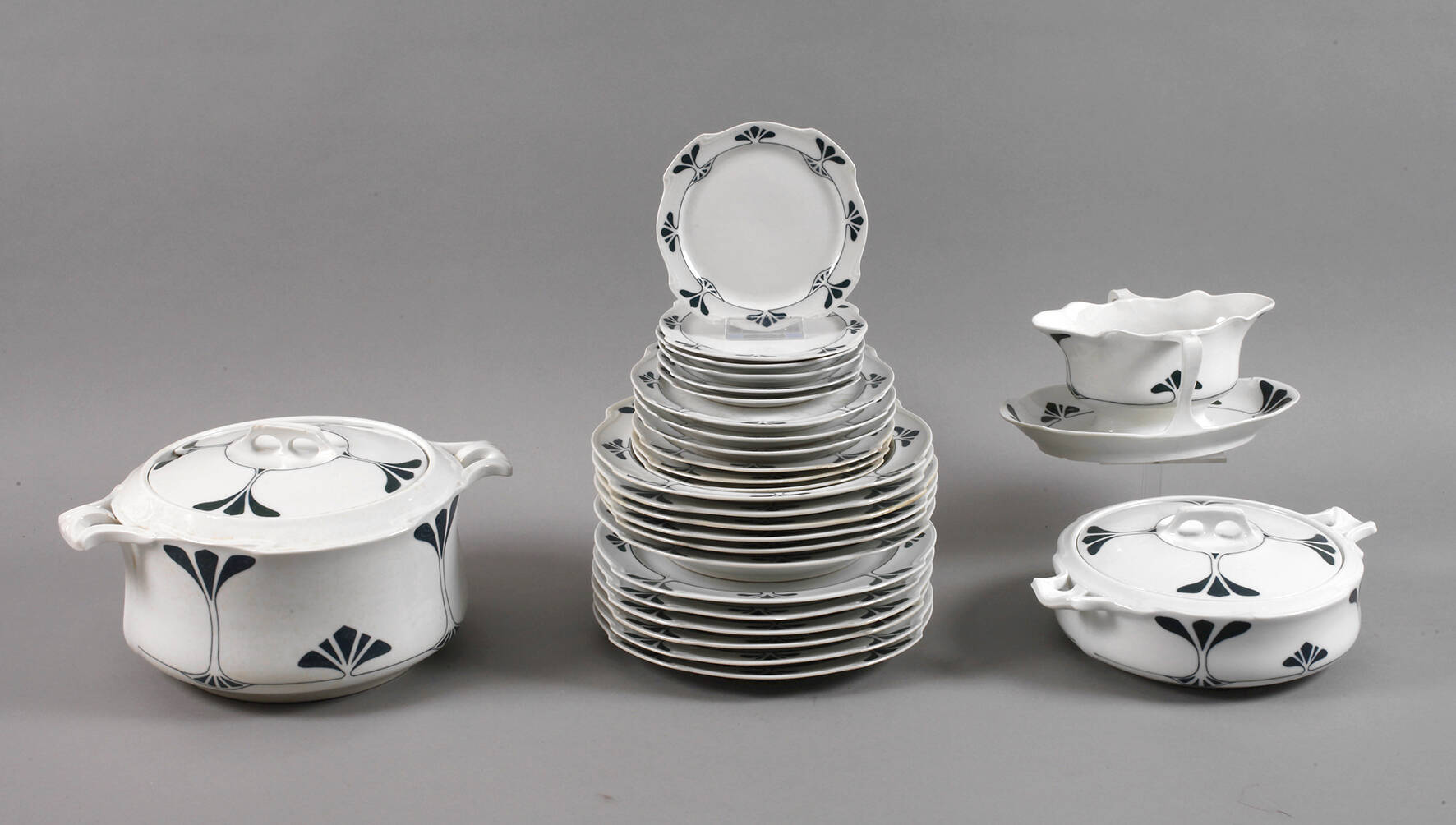 Burgau Speiseservice Jugendstil