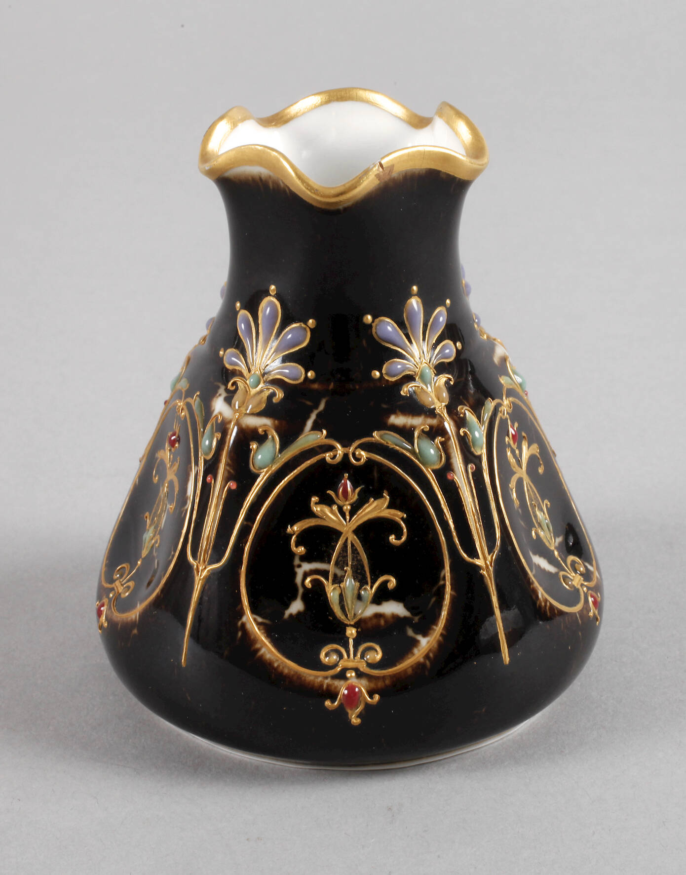 KPM Berlin Vase mit Emailmalerei