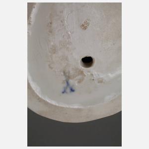 Meissen "Dame mit Muff"