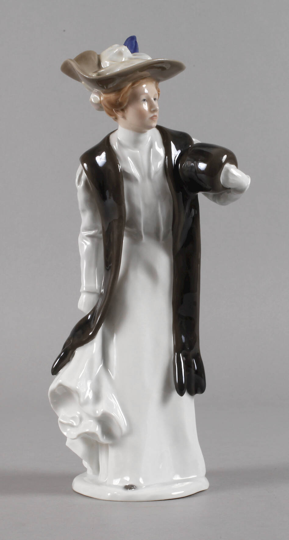 Meissen "Dame mit Muff"