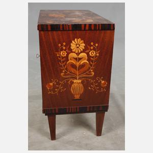 Kleines Schränkchen Art déco