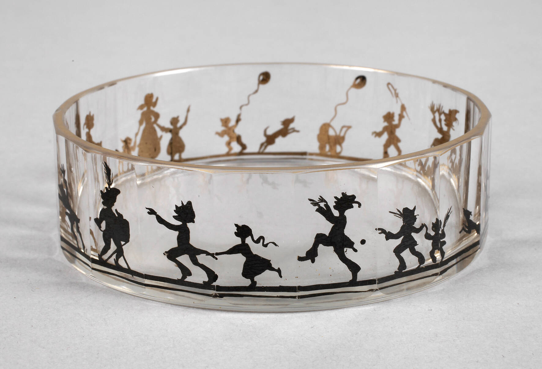 Steinschönau Schale Schattenmalerei