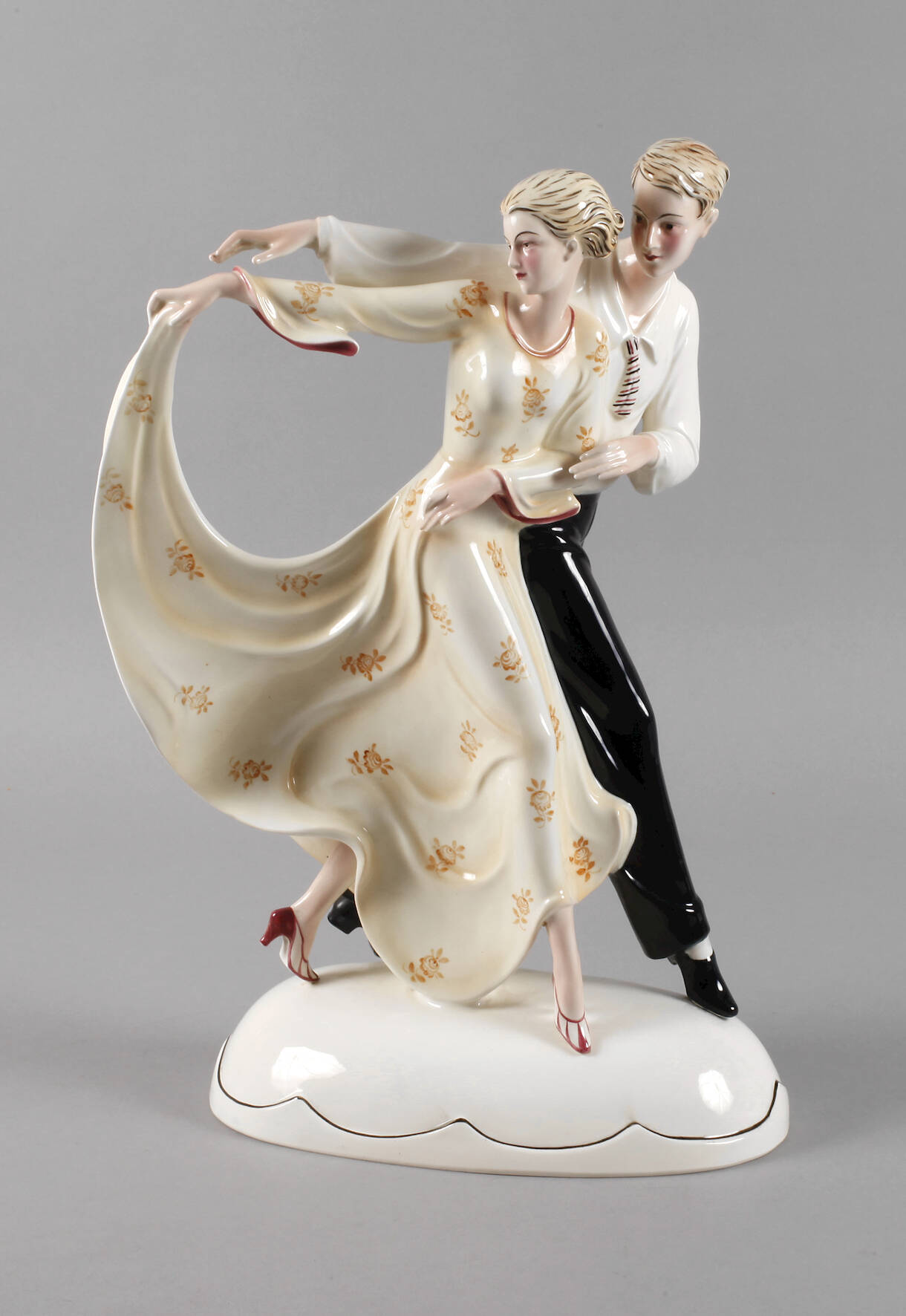 Katzhütte großes Tanzpaar