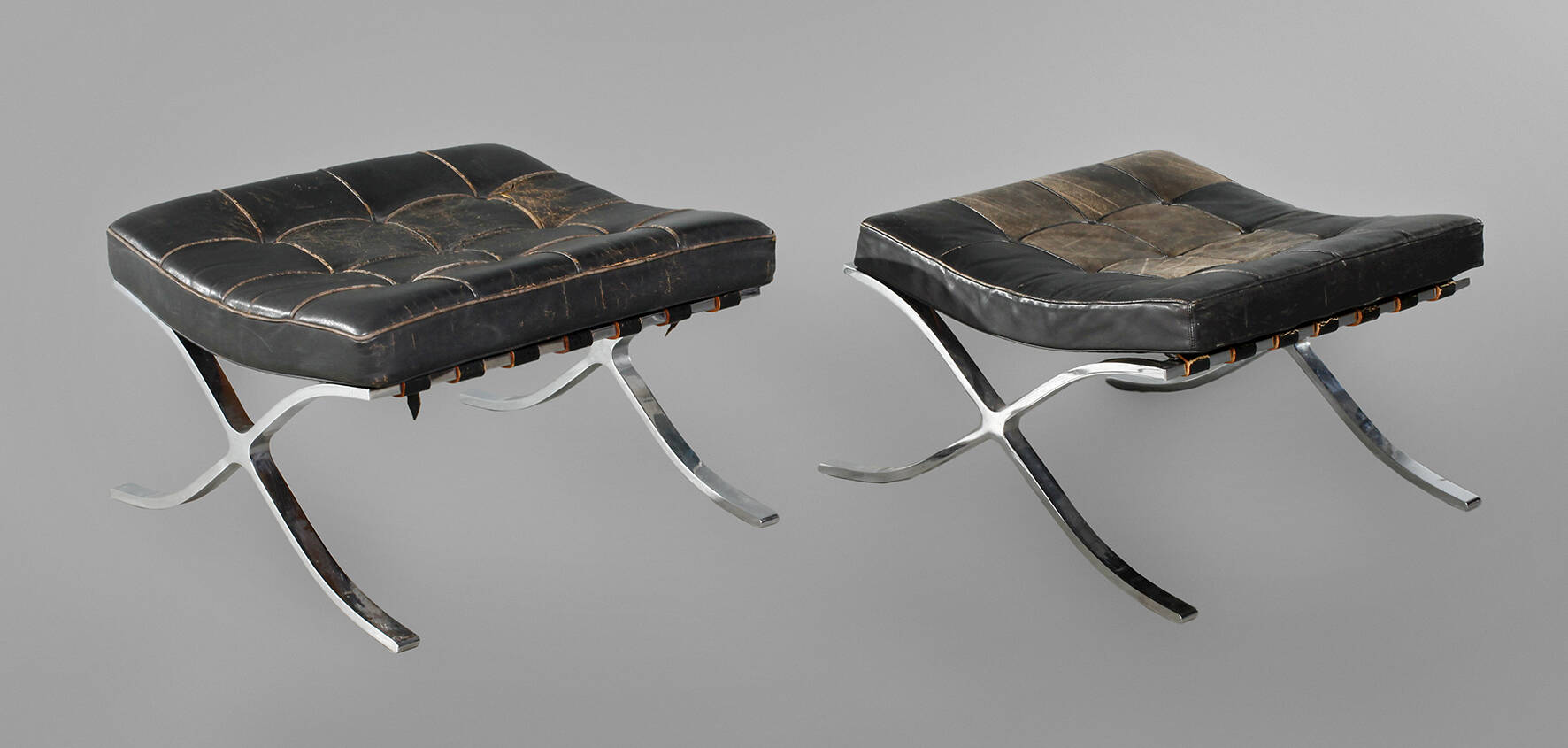 Paar Barcelona-Hocker