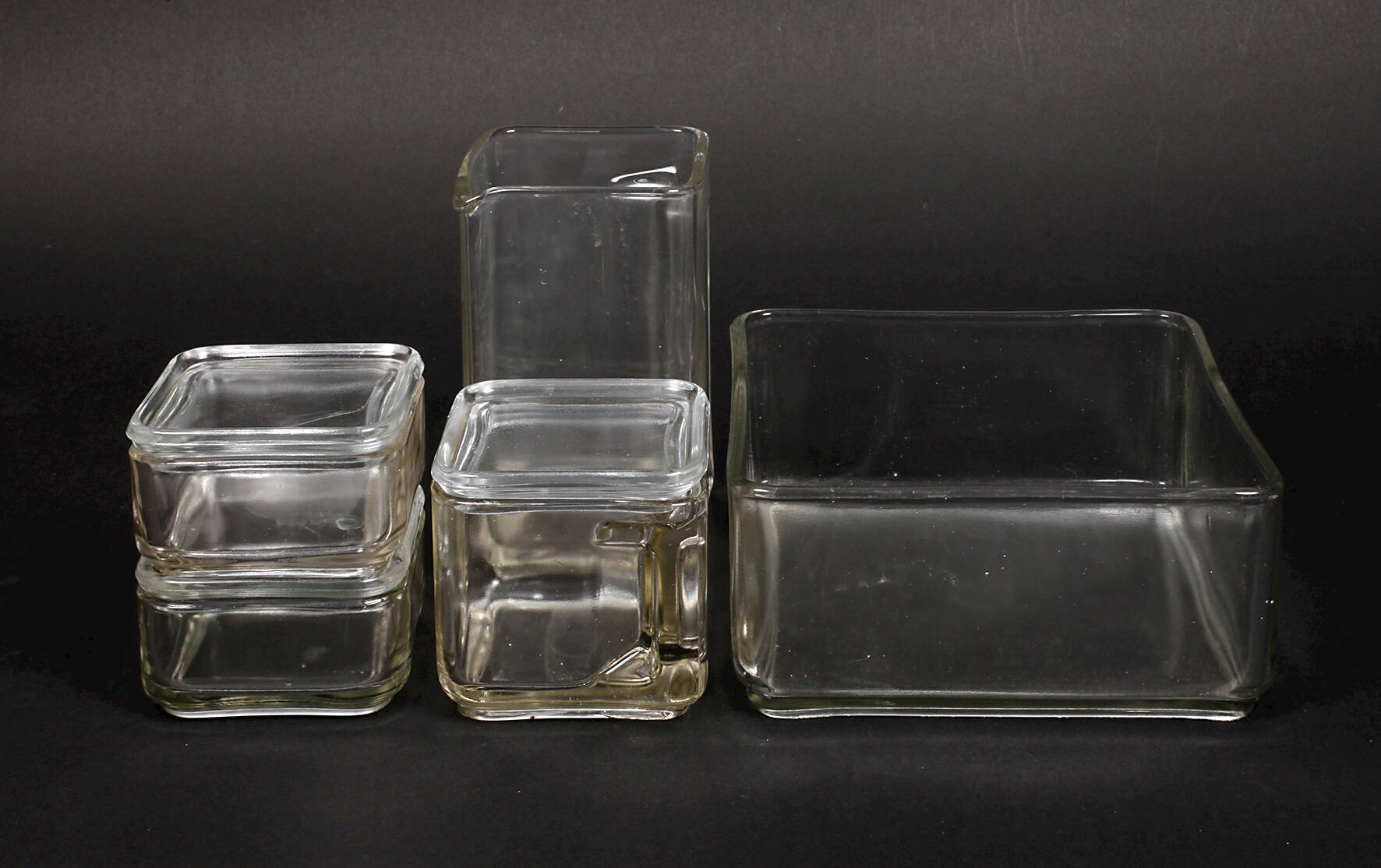 Wilhelm Wagenfeld fünf Teile "Kubus-Geschirr"