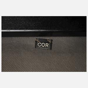 Paar Sessel mit Ottomanen