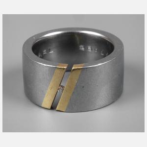 Herrenring mit Brillant