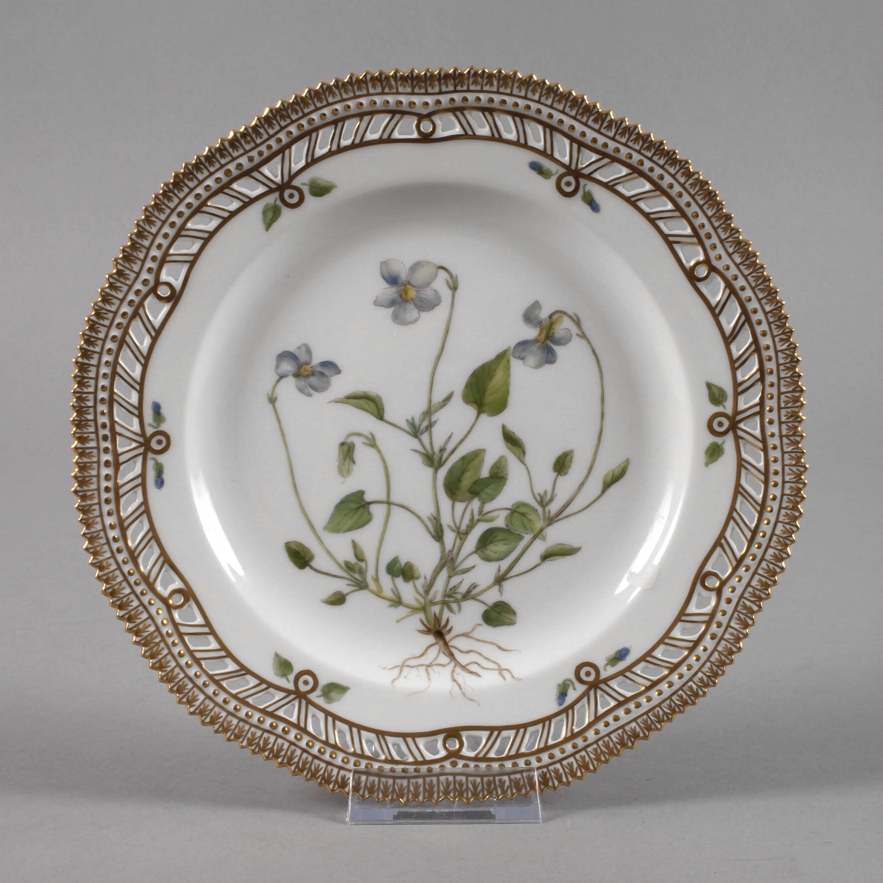 Royal Copenhagen Durchbruchteller "Flora Danica"
