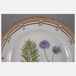 Royal Copenhagen Speiseteller "Flora Danica"