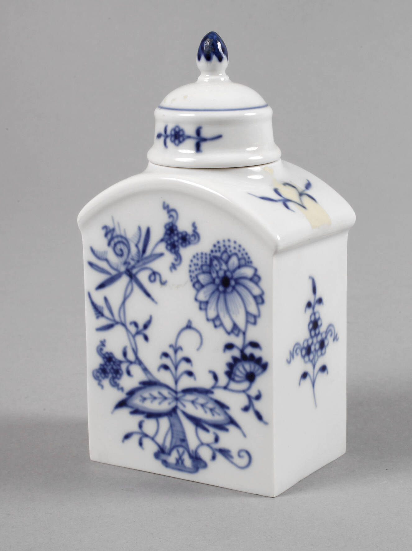 Meissen Teedose mit Zwiebelmuster