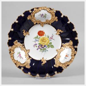 Meissen Prunkschale mit blauem Fond