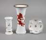 Meissen zwei Vasen und ein Schälchen