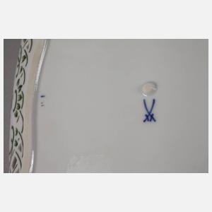 Meissen sechs Durchbruchteller und Schale Weinlaubdekor