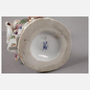 Meissen "Gärtnerkind mit Weinkorb"