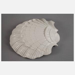 Nymphenburg "Drei Delfine mit Muschel"