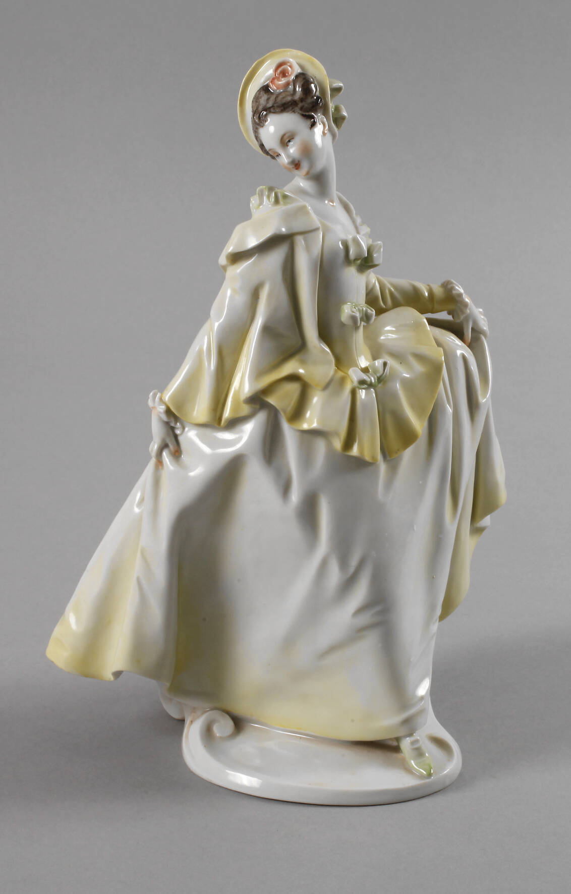 Volkstedt Krinolinendame