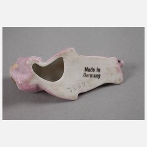 Vier kleine Kinderfiguren