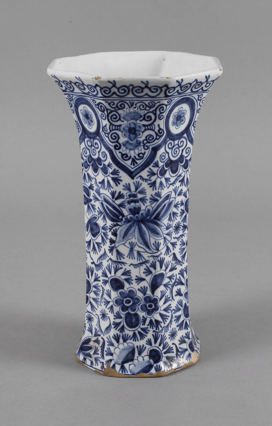 Delft Vase "De Twee Scheepjes"
