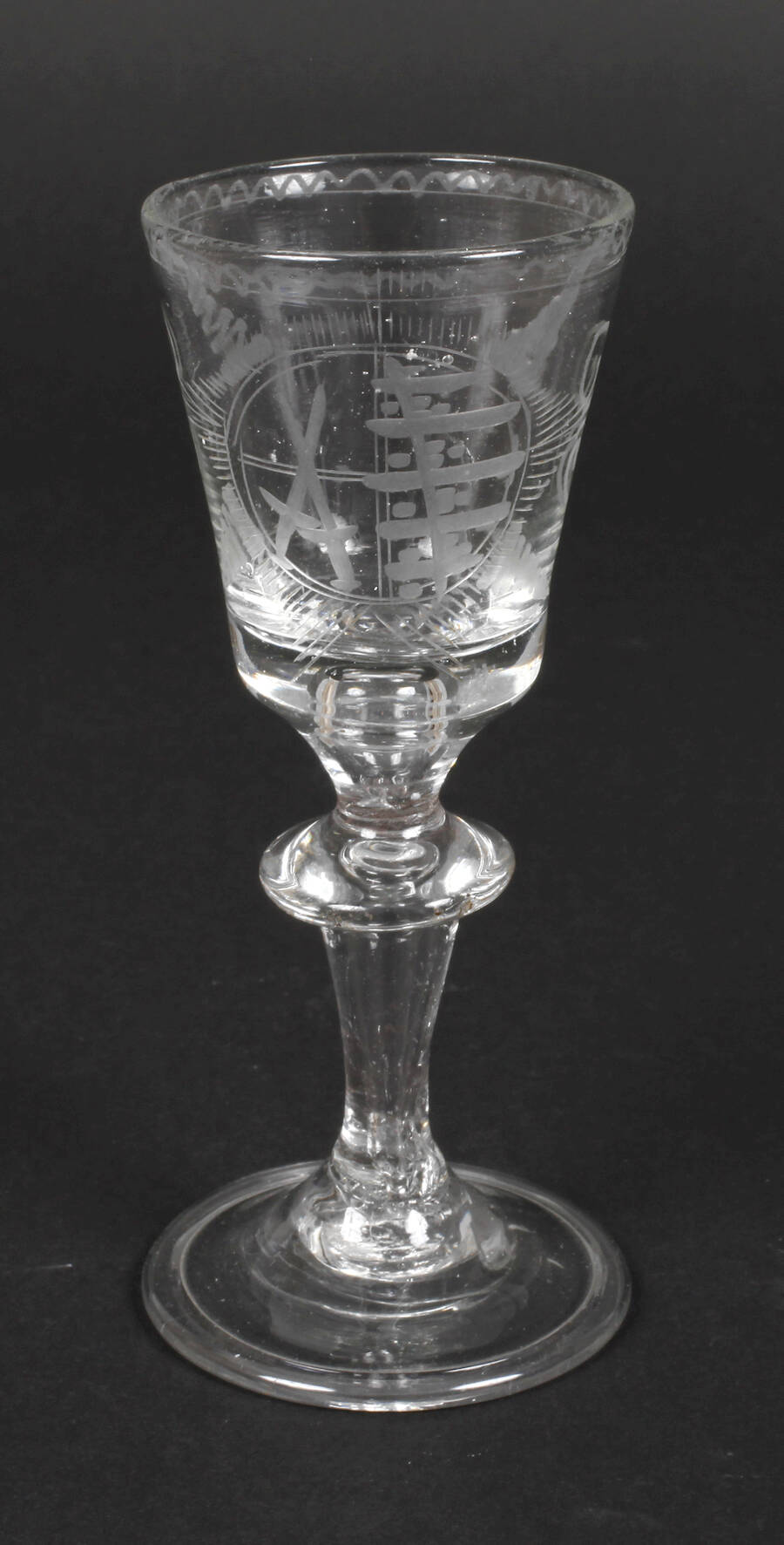 Spitzkelch mit Sachsenwappen