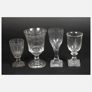 Vier Trinkgläser Biedermeier