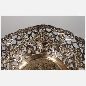 Silberschale mit Engelsmotiven