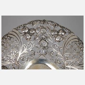 Silberschale mit musizierenden Putten