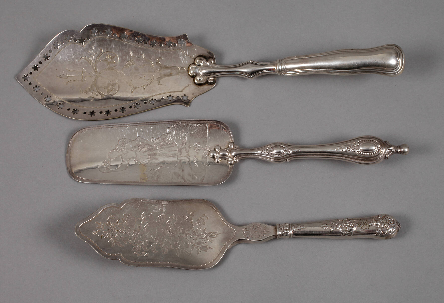 Drei Tortenheber Historismus