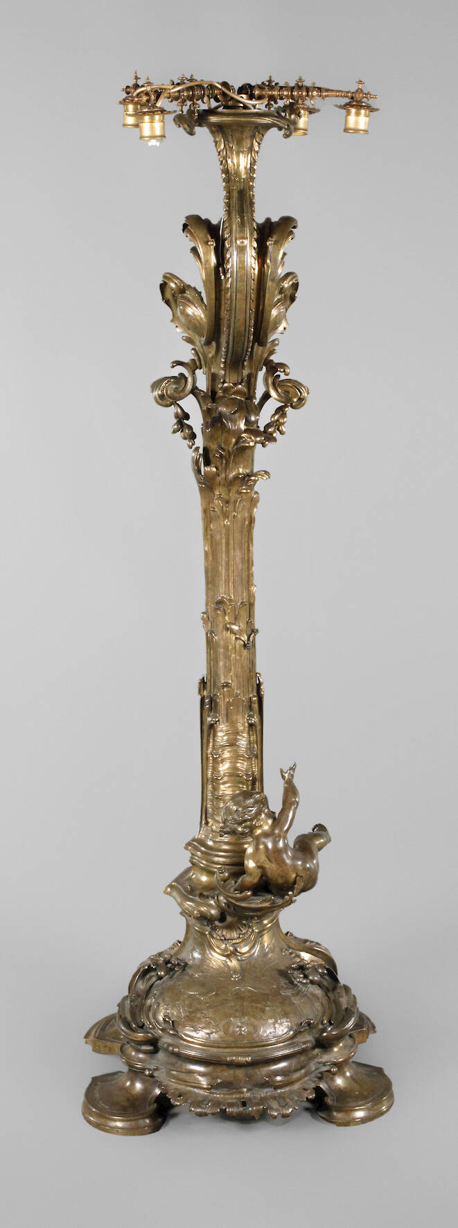 Übergroßer Salonleuchter Historismus