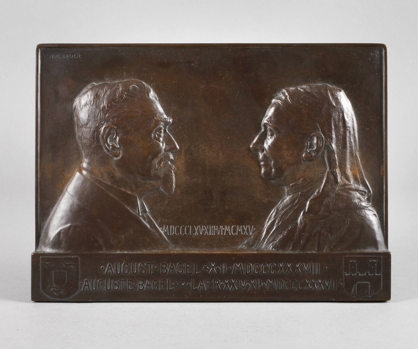 August Bauer, Relief "August und Auguste Bagel"