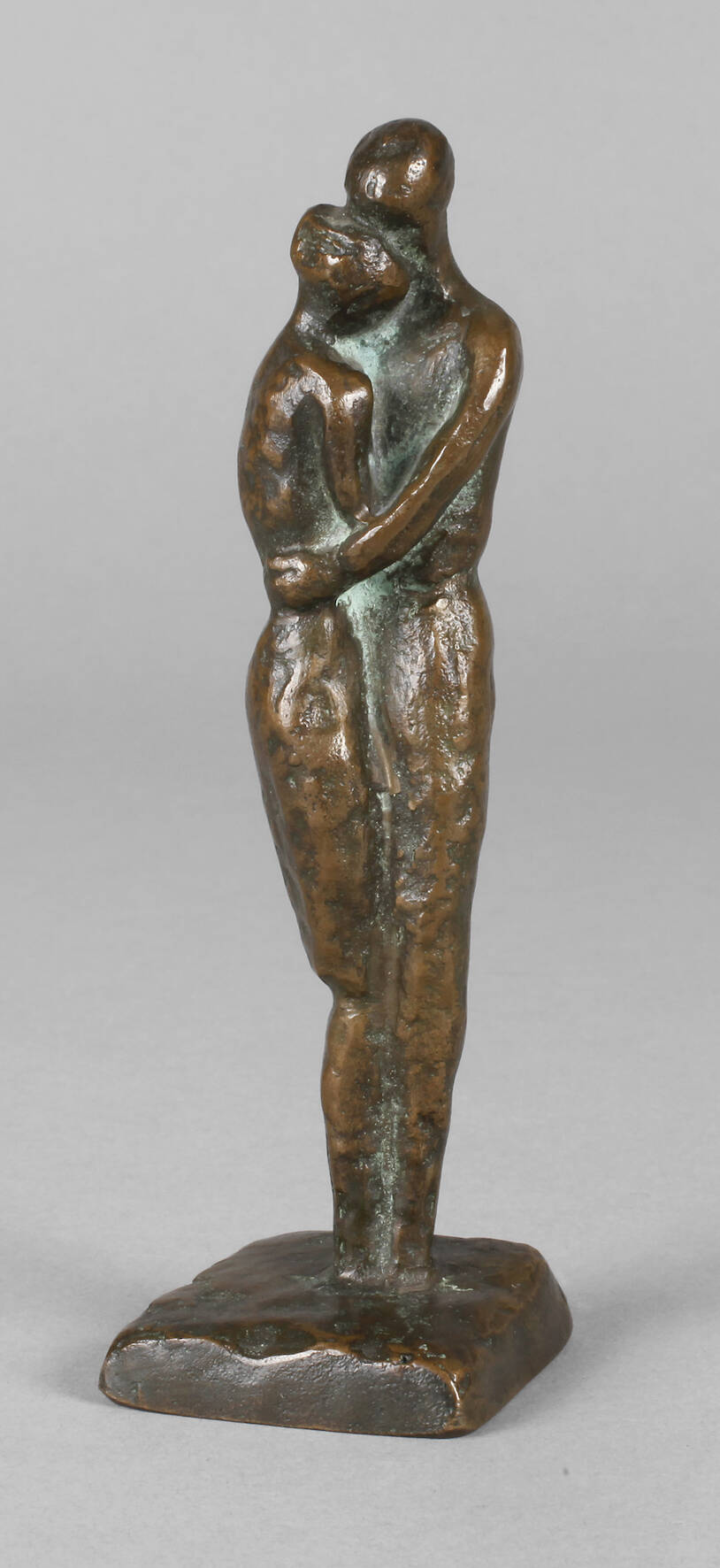 Umschlungenes Liebespaar