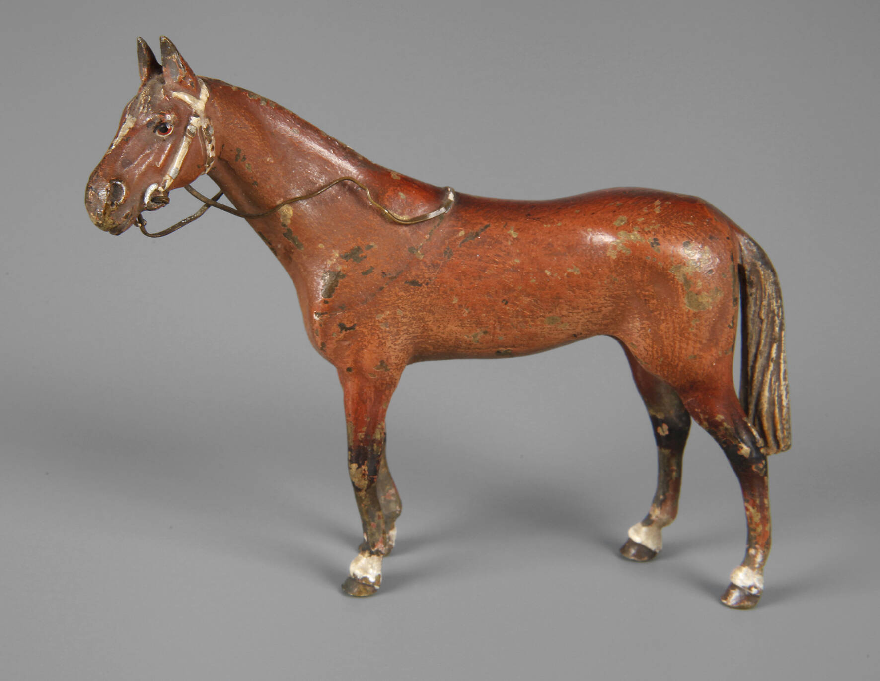 Wiener Bronze stehendes Pferd