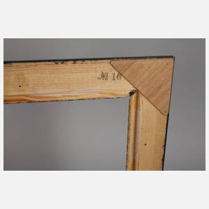 Dunkle gewellte Lackleiste