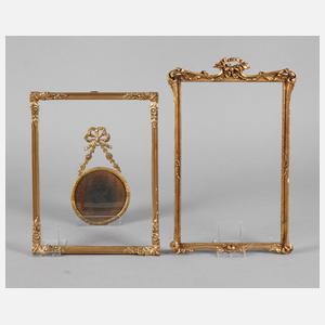 Drei kleine klassizistische Rahmen